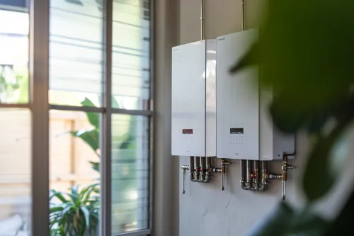 Comparatif des chauffe-eau écologiques 2025 : thermodynamiques, solaires et à condensation pour réduire votre facture énergétique